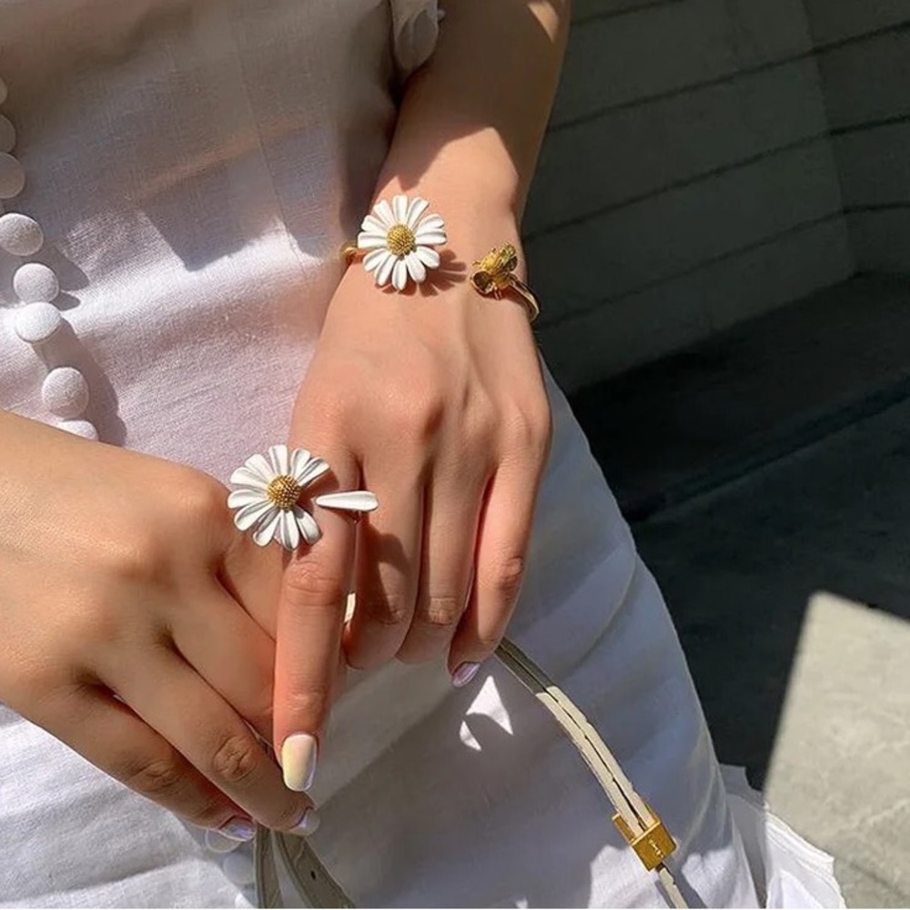 Daisy flower ring resizable white gold jewelry women’s gift